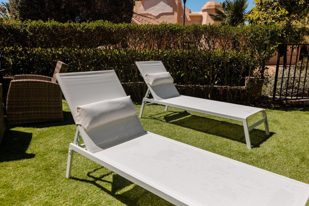 Apartment With 3 Bedrooms, Terrace, Indoor Pool And Sauna At 100 M From The In Puerto Banus *